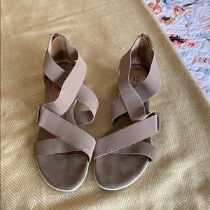 Eurosoft tan sandals